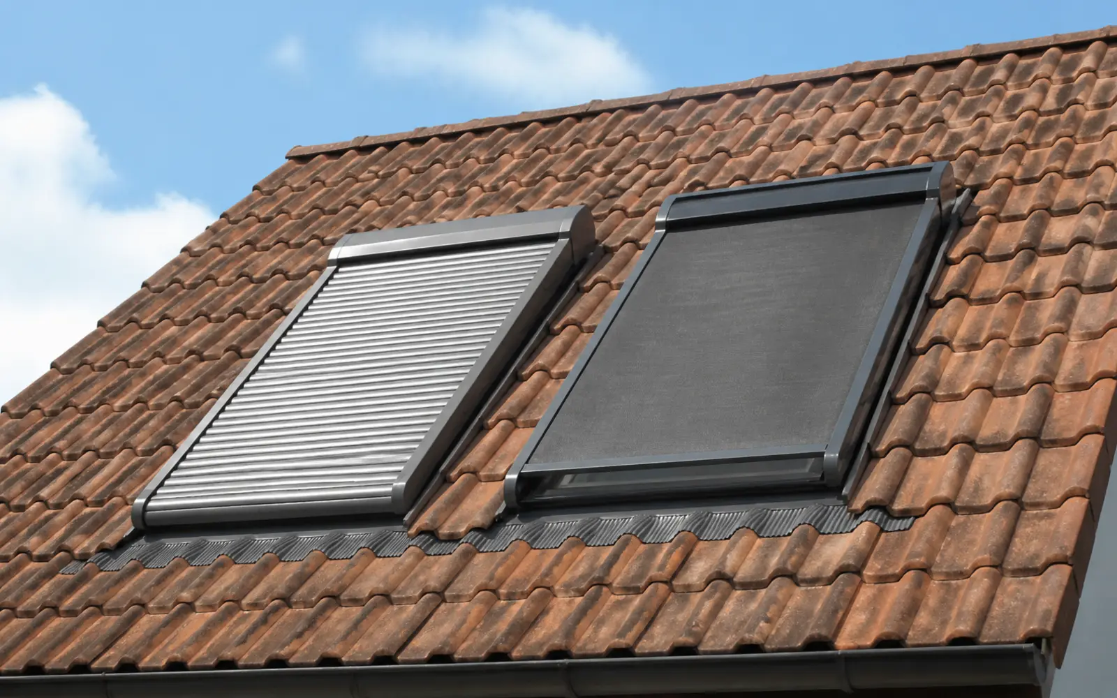VELUX Rollladen oder Hitzeschutz-Markise: Was ist die bessere Wahl?