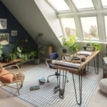 Panorama-Dachfenster im Wohnzimmer als lichtstarke Alternative zur klassischen Gaube